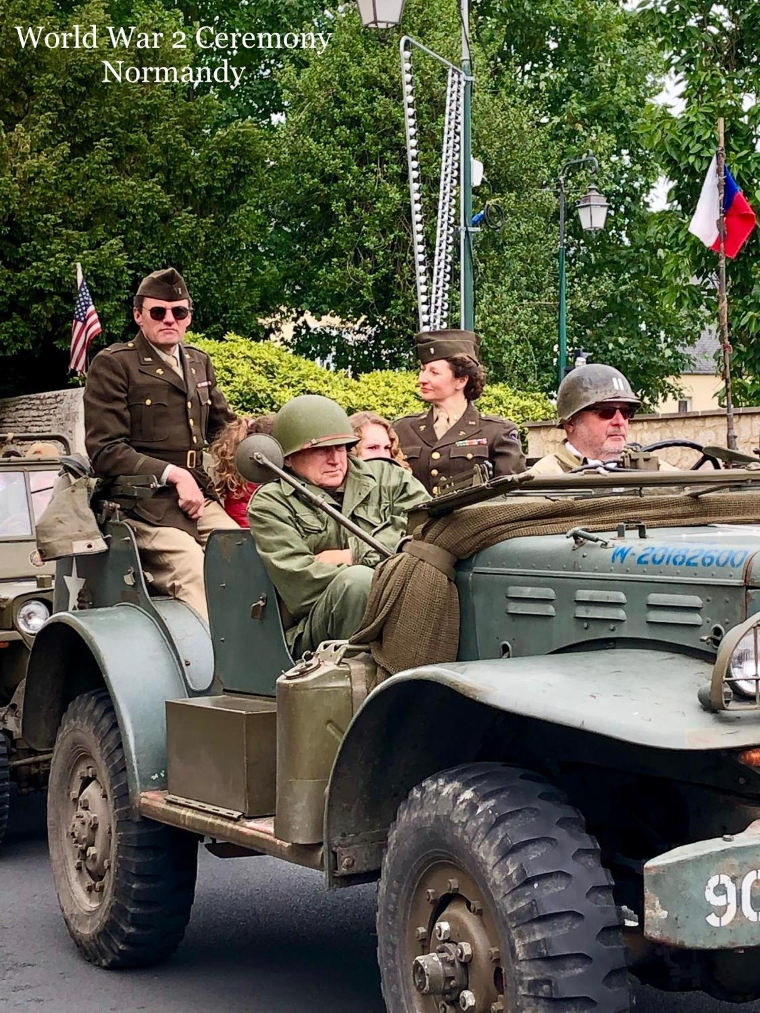 Double J - Omaha Beach Formigny Zewnętrze zdjęcie